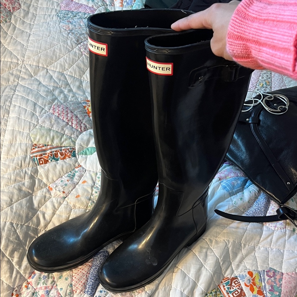 Hunter Women's Classic Black Rain Boots